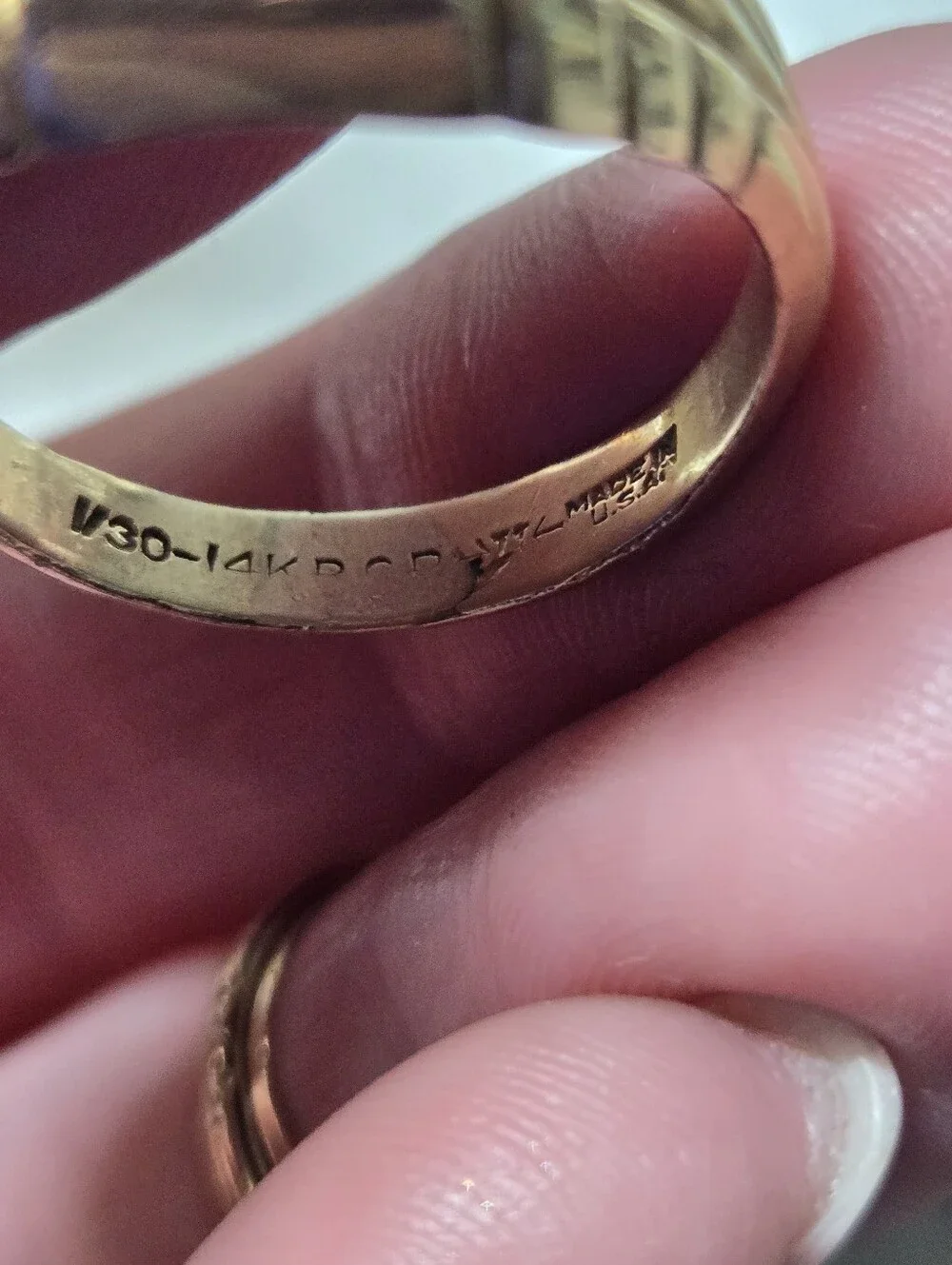 Vintage Gold Men's Ring with Clear Center Stone